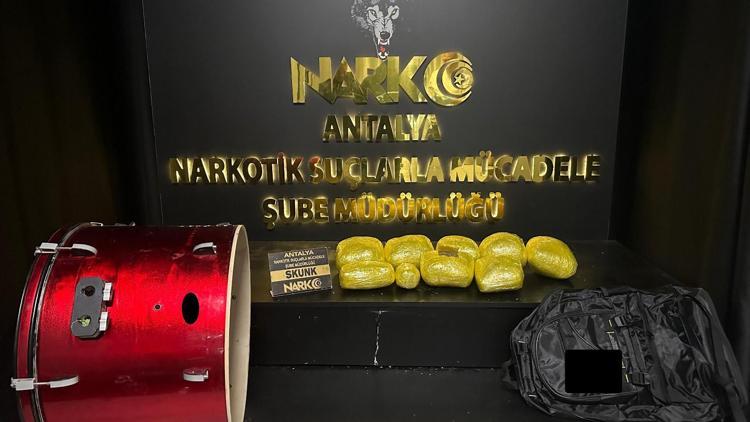 Antalyada uyuşturucu operasyonu: 25 tutuklu