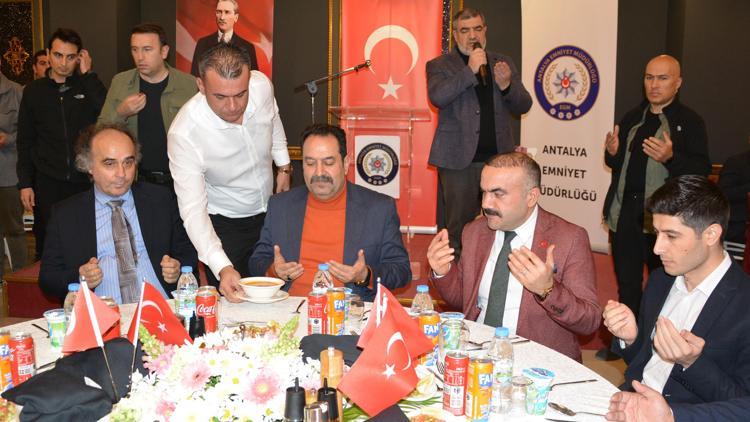 Emniyet teşkilatı Korkutelinde buluştu