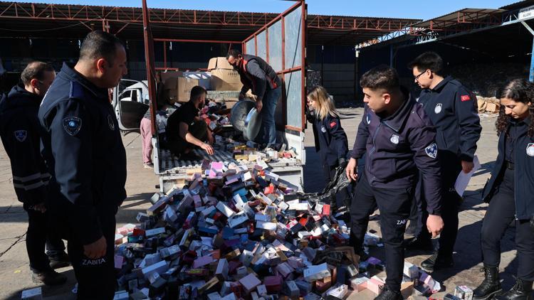 Büyükşehir zabıtasından sahte parfüm operasyonu
