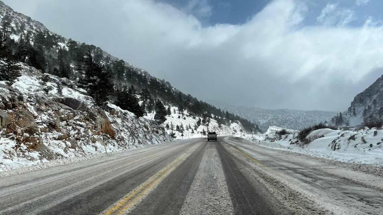 Kar, Antalya- Konya yolunda ulaşımı aksatıyor