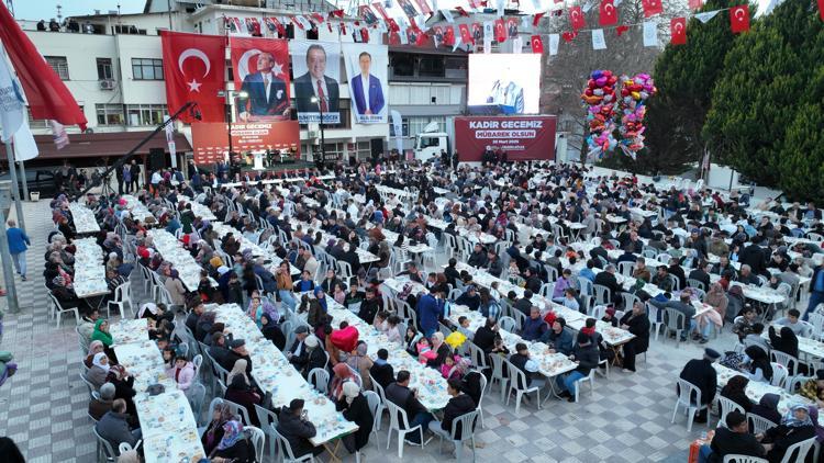 Başkan Böcek Kadir Gecesini Elmalıda geçirdi
