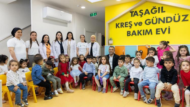 Manavgat Belediye Başkanı Kara personelle bayramlaştı