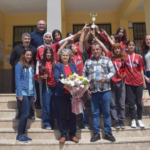 Aksulu sporcular yerel esnafı unutmadı