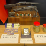 Antalya'da 4 adreste çok sayıda ruhsatsız silah yakalandı