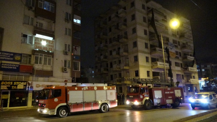 Antalya'da metruk binada yangın paniği