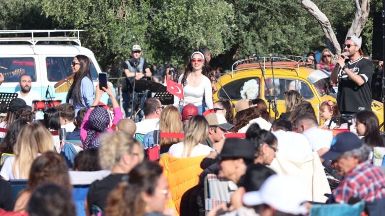 Antalyalılar Varyant Meydanı'na akın etti