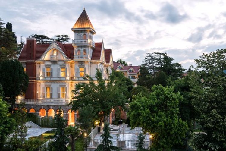 BÜYÜKADA’YI PRİNCES’ PALACE RESORT FARKIYLA YAŞATIYOR