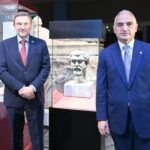 EPTİMİUS SEVERUS’UN HEYKEL BAŞI VE PİŞMİŞ TOPRAK LEVHALAR ANAVATANINDA