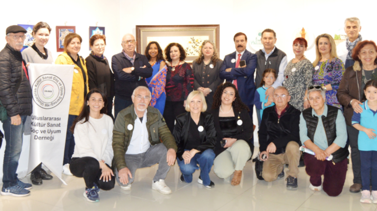 Kaleiçi sokaklarında üretilen sanat eserleri sergilendi