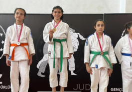 Kepez Belediyesporlu Melek altın madalya kazandı