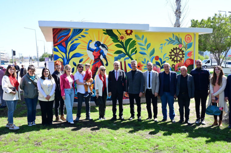 Kepez’de 8 Mart’a özel sanatsal dokunuş