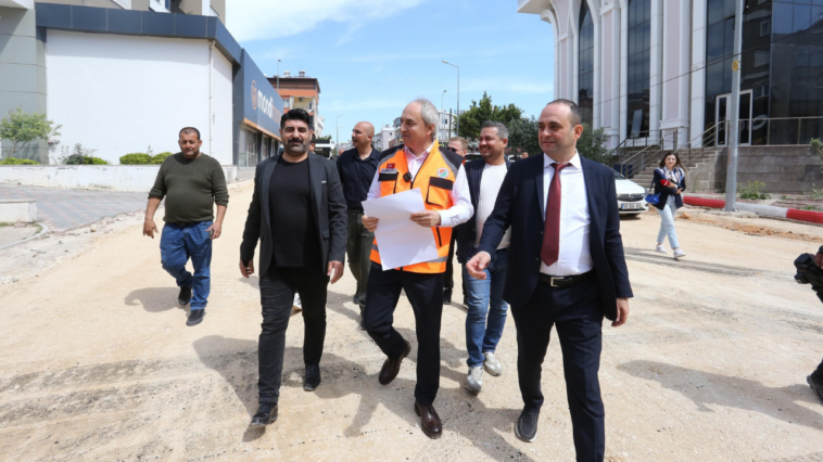 Kepez'de Düdenbaşı Mahallesi'ne sıcak asfalt konforu geldi