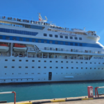 Lüks kruvaziyer gemisi Antalya'da