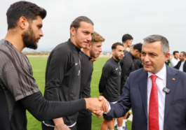 Manavgat Belediyespor'a Başkan Kara'dan moral ziyareti