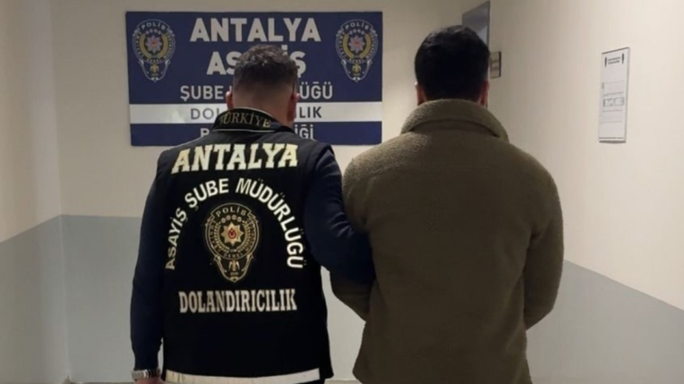 Sahte SAT komandosu Antalya'da yakalandı