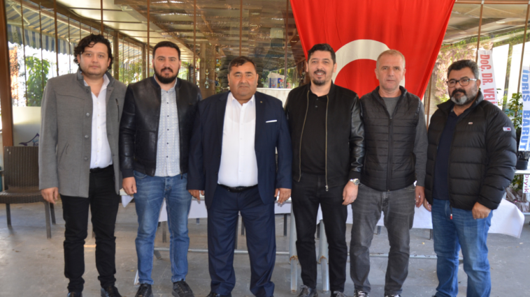 Serik'te Başkan Karakoyun güven tazeledi