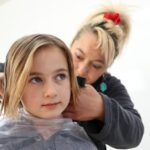 Mobil Kuaför TIRı köy köy dolaşıyor