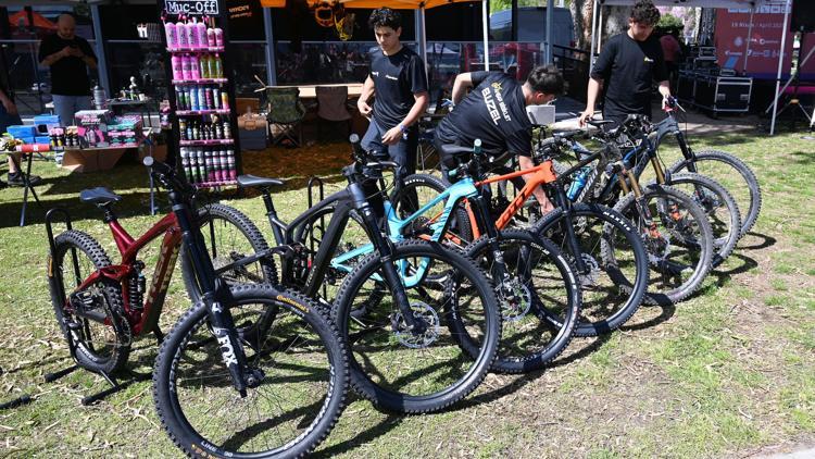 Kemerde bisiklet coşkusu