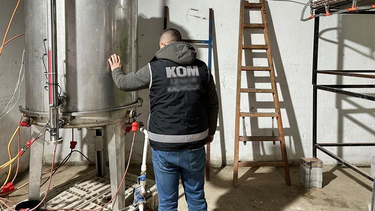 Türkiye tarihinin en büyüğü çökertildi Kurdukları fabrikada 11 yıldır üretim yapıyorlarmış