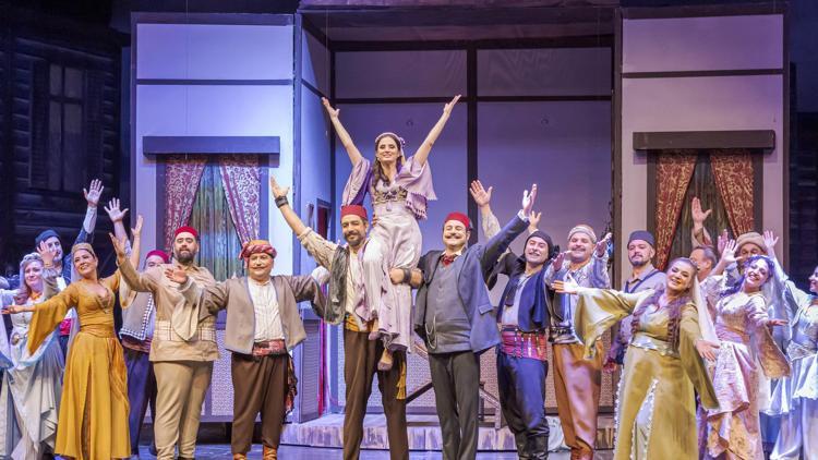 Türk tiyatrosunun efsanesi 7 Kocalı Hürmüz tekrar sahnede