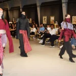 Akdeniz Üniversitesi öğrencilerinden mezuniyet defilesi