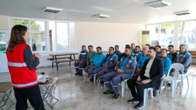 Alanya Belediyesi personeline kurum içi eğitim