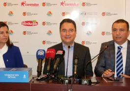 Ali Babacan: Ülkede sorunlar sadece büyüyor