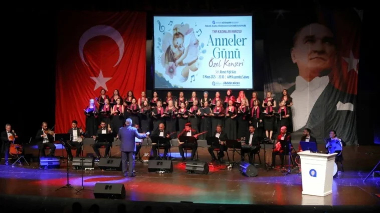 Annelere özel konser