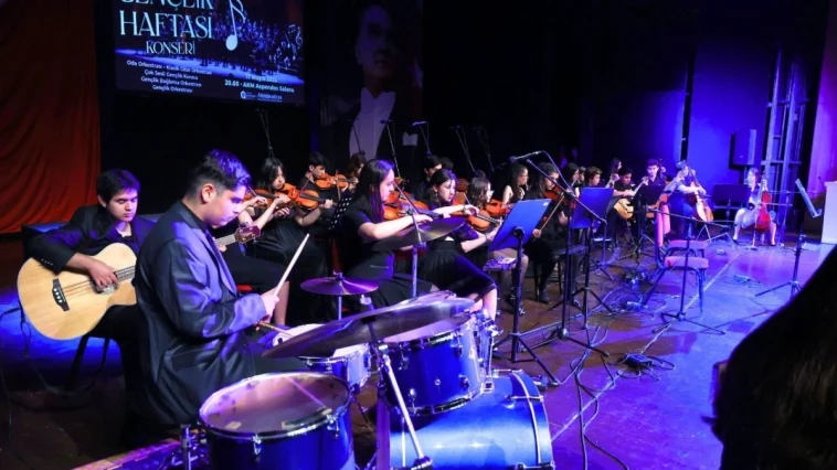 Antalya'da müzik dolu gece