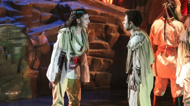 Antalya'da tiyatro heyecanı başlıyor