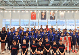 Antalyaspor'un minik kulaçlarından büyük başarı