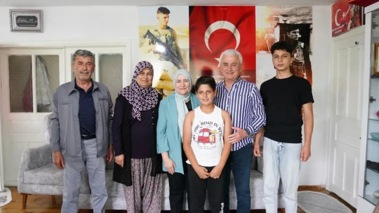 Başkan Geyikçi’den Anneler Günü’nde anlamlı ziyaret