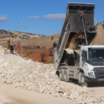 Büyükşehir’den Korkuteli grup yollarında çalışma