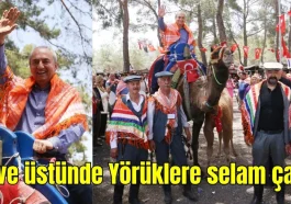 Deve üstünde Yörüklere selam çaktı