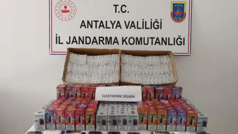 Gazipaşa'da 850 adet kaçak elektronik sigara ele geçirildi