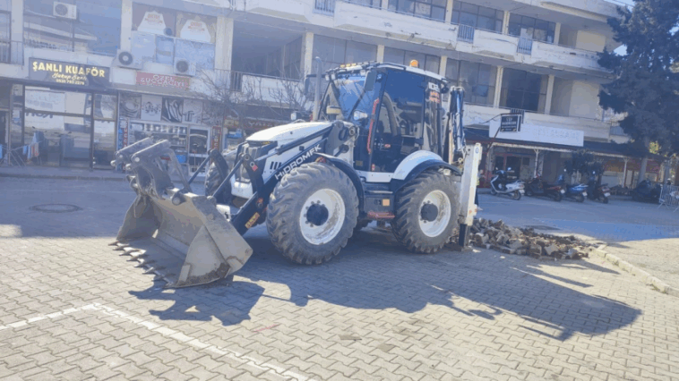 Gazipaşa'da su baskınlarının önüne geçiliyor