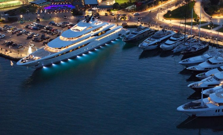 D-MARİN, SÜPERYAT PAZARINDAKİ BÜYÜMEYE YÖN VERİYOR