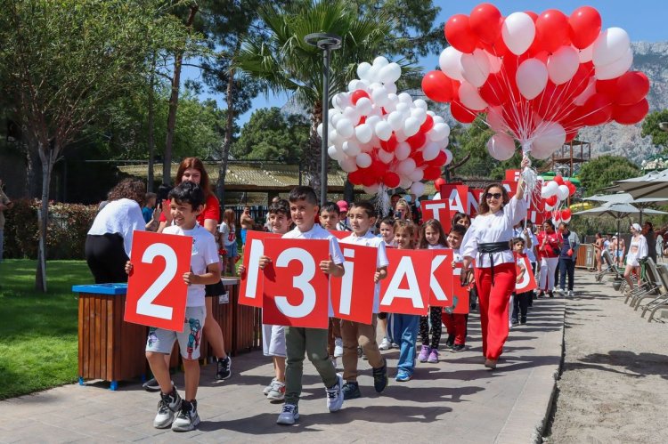NG PHASELİS BAY'DAN 23 NİSAN'A ÖZEL KUTLAMA
