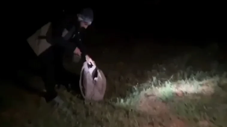 Kaçak avcılar, yaban keçileriyle birlikte suçüstü yakalandı