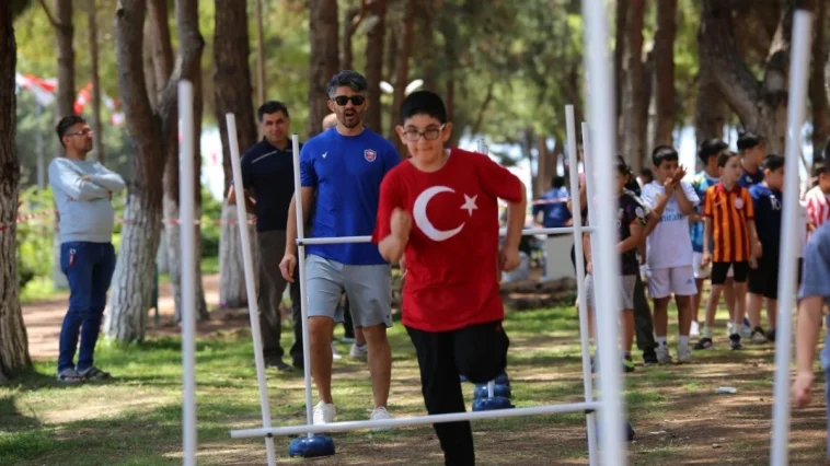 Kepez’de 19 Mayıs coşkusu sporla yaşandı