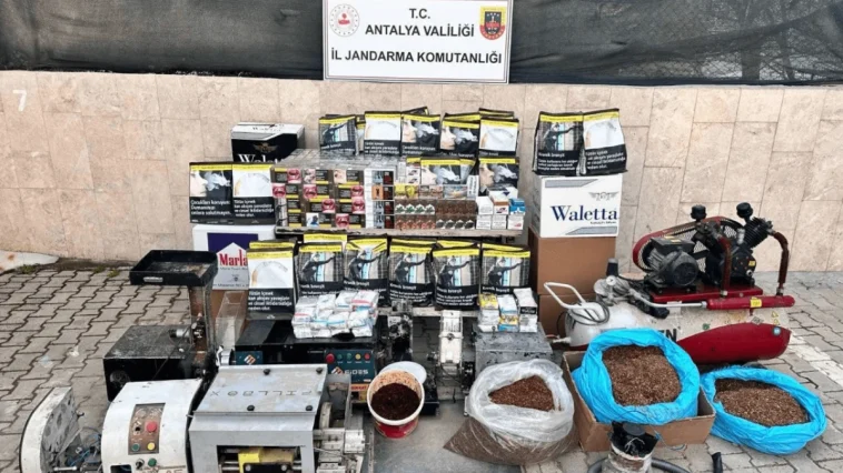 Korkuteli'nde kaçak tütün operasyonu