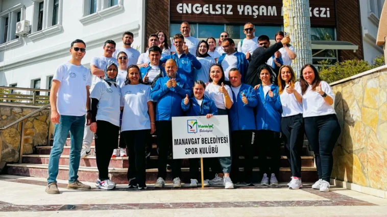 Manavgat'ın özel sporcuları madalyaları topladı