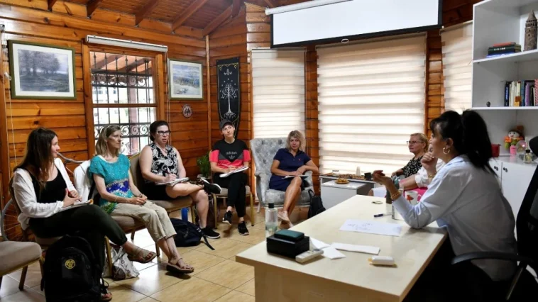 Muratpaşa’dan yabancılara Türkçe Konuşma Kulübü