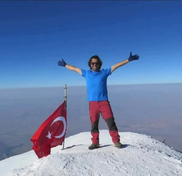 Rusya'da ölen Manavgatlı dağcı toprağa verildi