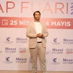 Yazar Mustafa Sekban: 'Dijital bağımlılıklar odaklanmayı engelliyor'