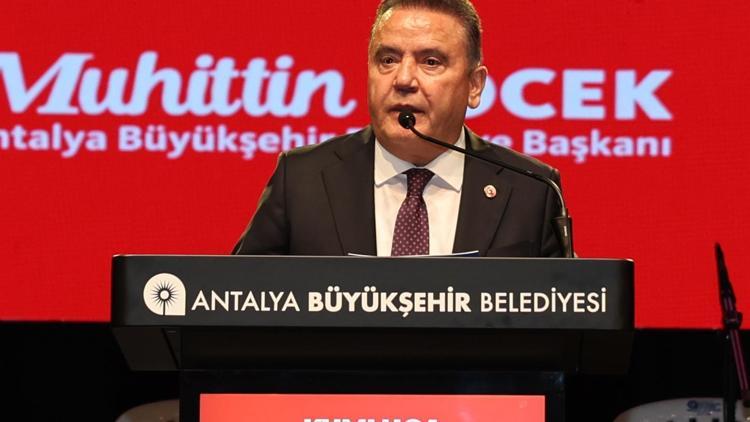 Kumluca Atatürk stadyumu törenle açıldı