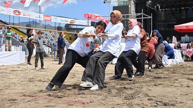 Kumlucada kadınlara özel eğlence