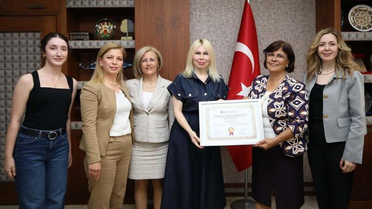 Hemşirelik Fakültesine 5 yıllık akreditasyon