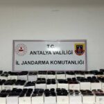 Antalyada 1500 kaçak güneş gözlüğü ele geçirildi