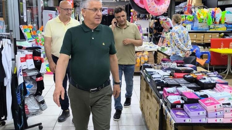 Başkan Topaloğlundan Beldibi esnafına ziyaret